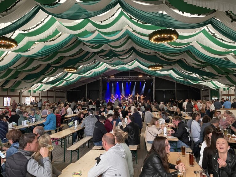 Festzelt Public Viewing